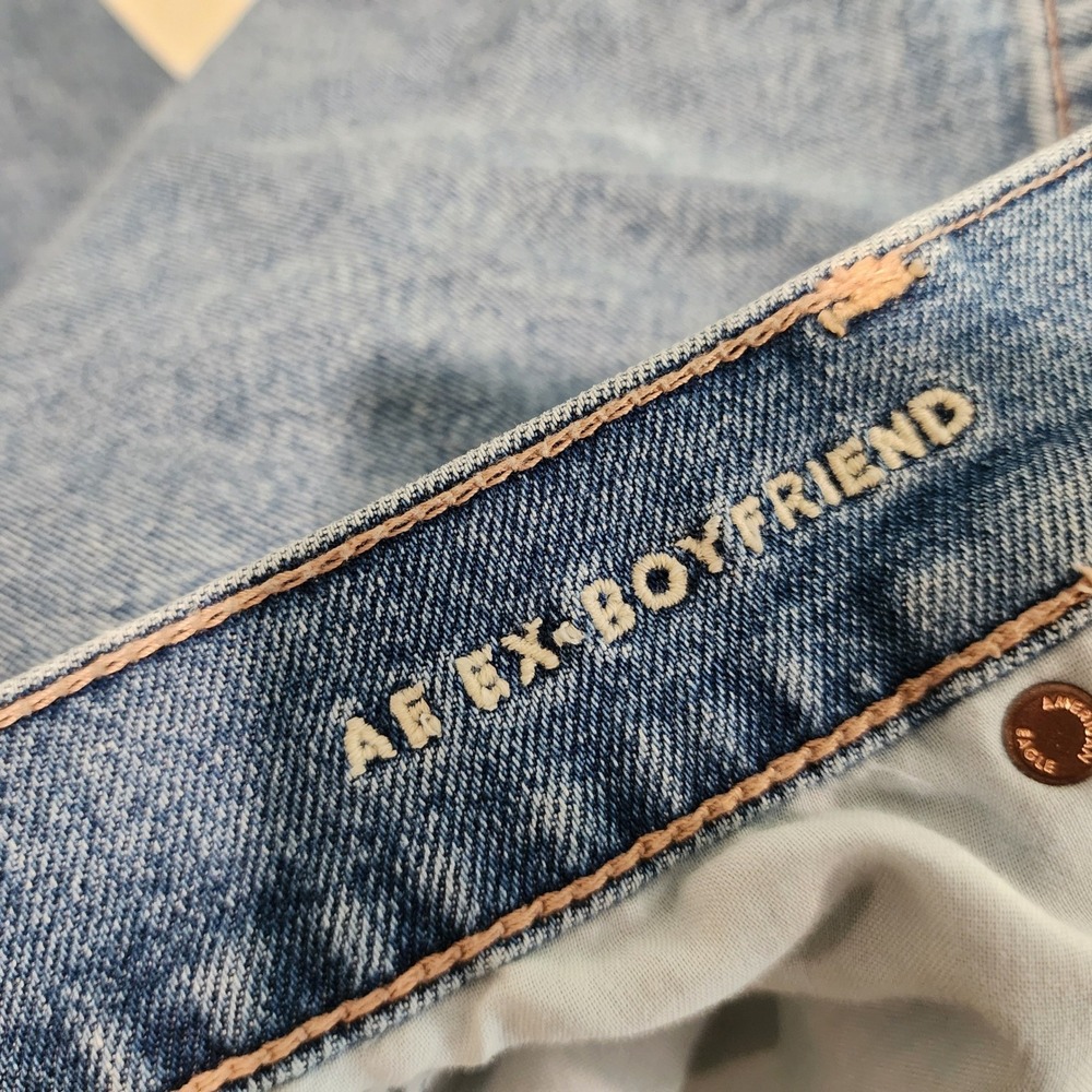 American Eagle Ex-Boyfriend Baggy Straight Jeans Women's 14 Long Strigid Denim - Picture 9 of 9